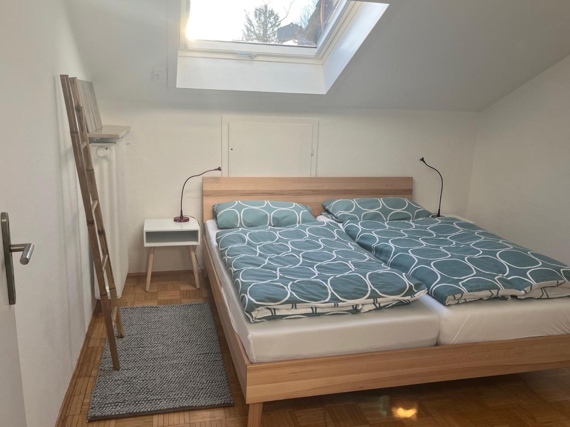Helle, Ruhige Ferienwohnung Mit Balkon Bad Tölz Exteriör bild